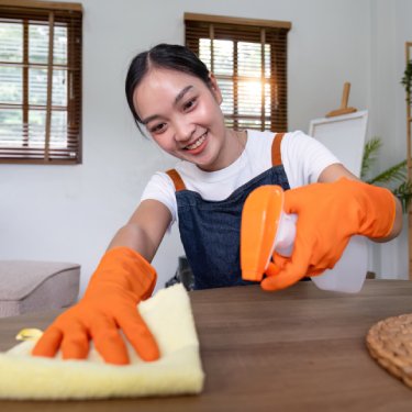 Professional vacate cleaning team performing end-of-lease kitchen cleaning